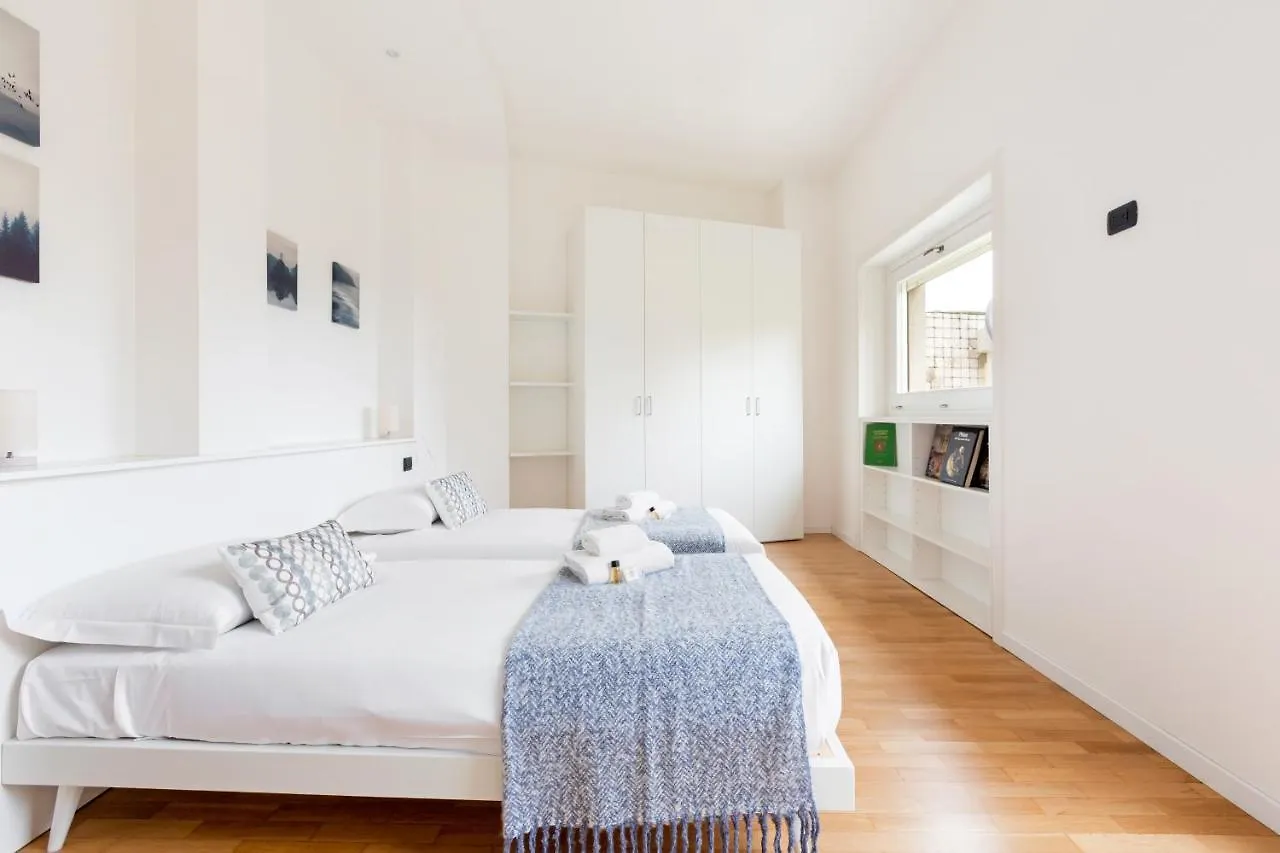 Luxury Terrace Loft Brera Heart Apartman Milánó 0*,